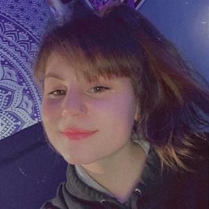 Meet your Posher, Scarlet